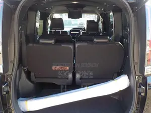 Toyota Esquire G I Premium Package 2021