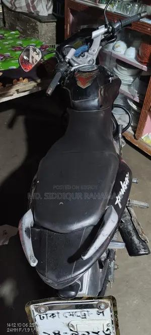 Bajaj Pulsar 135 LS 2010 Black