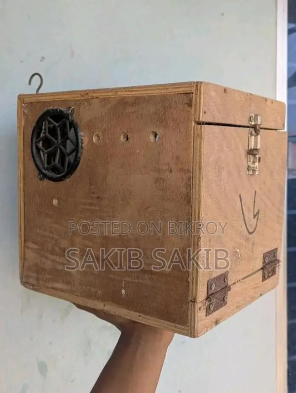 Bird breeding box