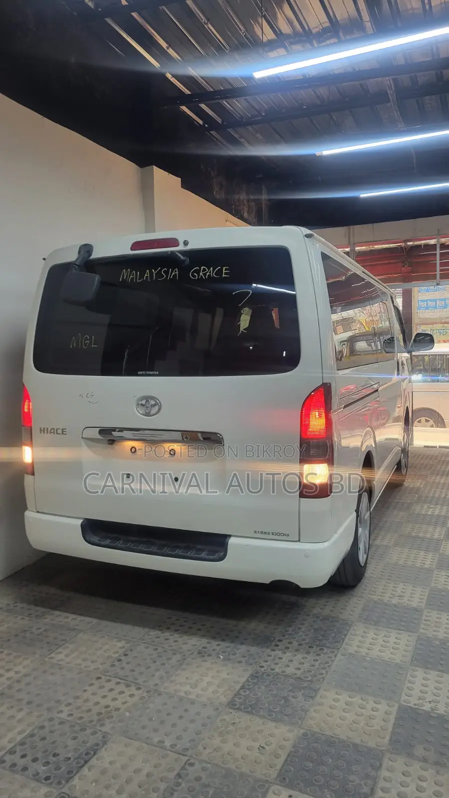 Toyota Hiace GL dual ac 2020
