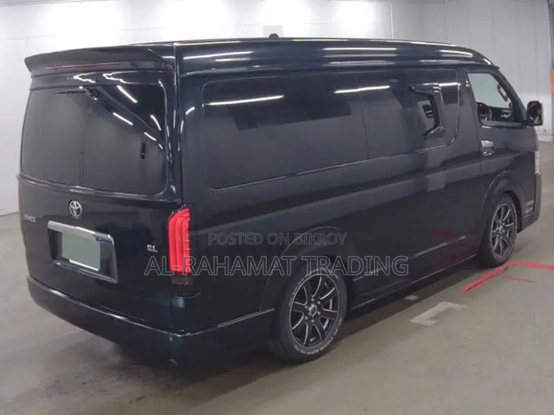 Toyota Hiace WAGON WIDCABIN COBRA 2021