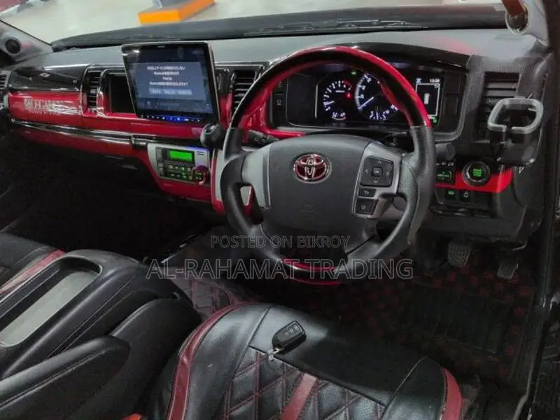 Toyota Hiace WAGON WIDCABIN COBRA 2021