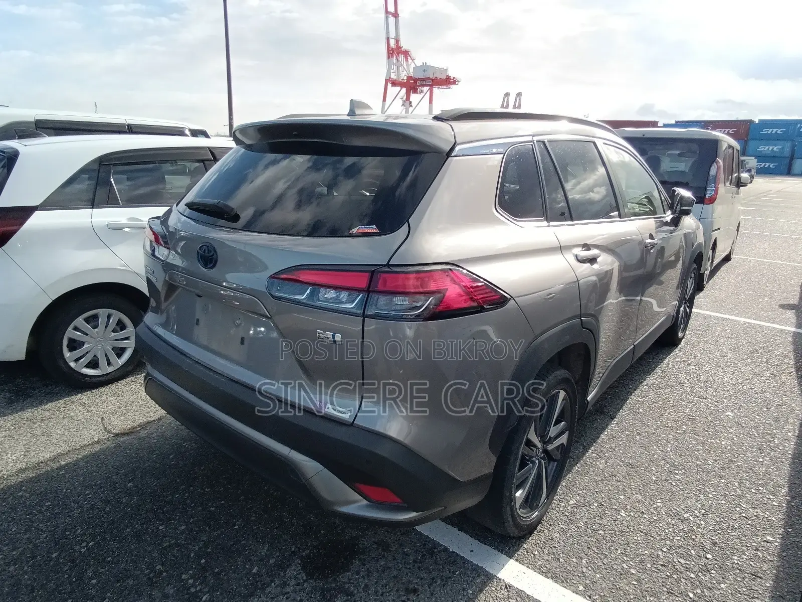 Toyota Corolla Cross z leather full load 2022