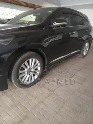 Toyota Harrier 2015