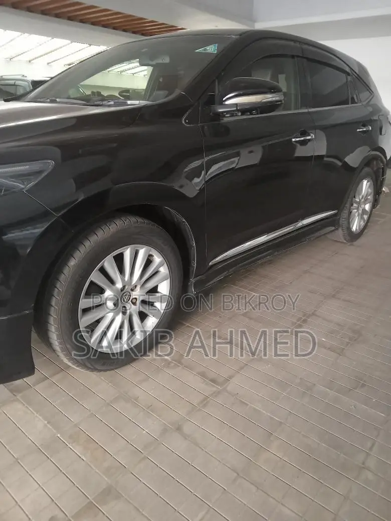 Toyota Harrier 2015
