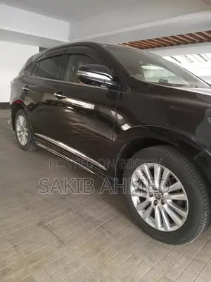 Toyota Harrier 2015