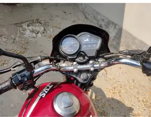 TVS Metro 2016