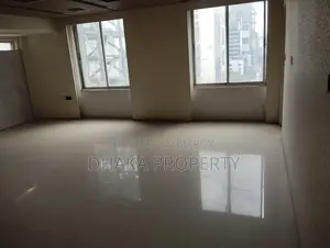 SEMI-FURNISHED COMMERCIAL OFFICE SPACE FOR RENT IN GULSHAN AVENUE