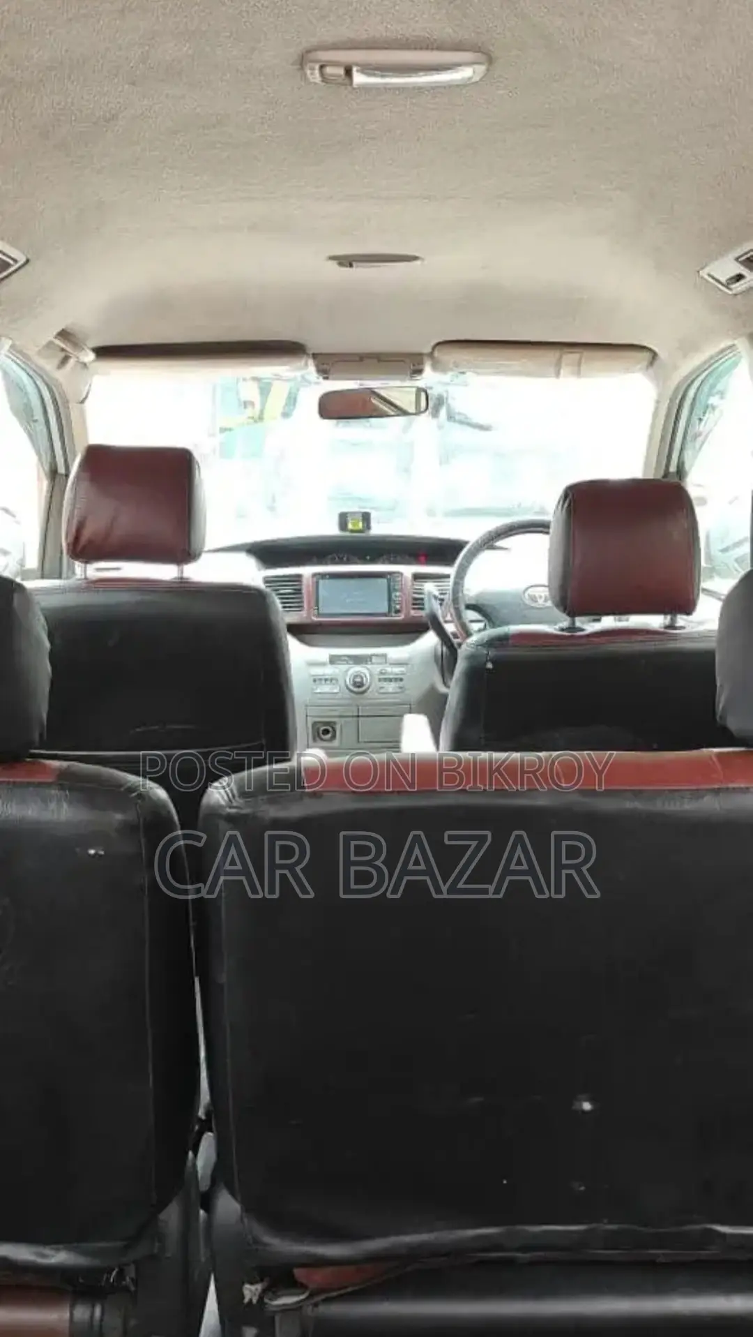 Toyota Noah 2005 Silver