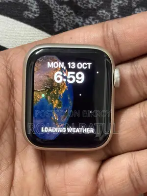 Apple Watch SE 2nd Gen 40mm 2023 Starlight