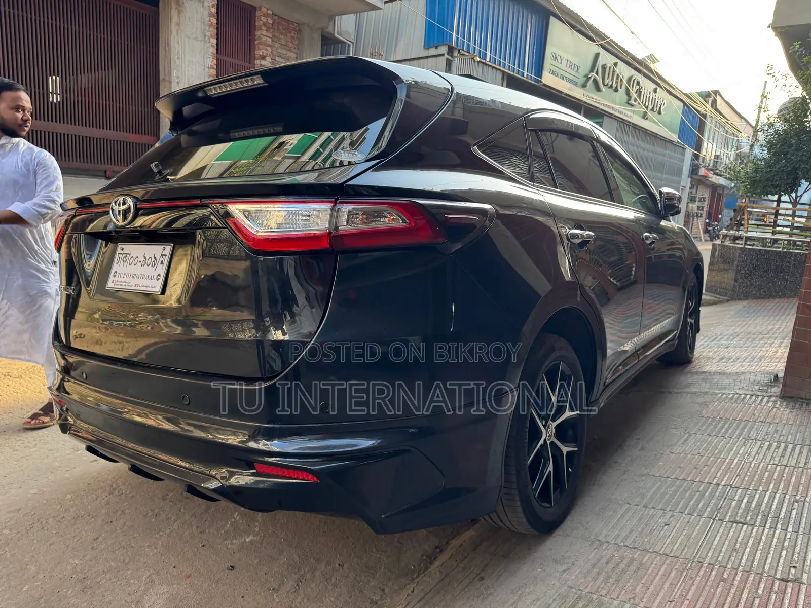 Toyota Harrier 2020