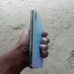 Vivo Y17 8/256 GB (Used)