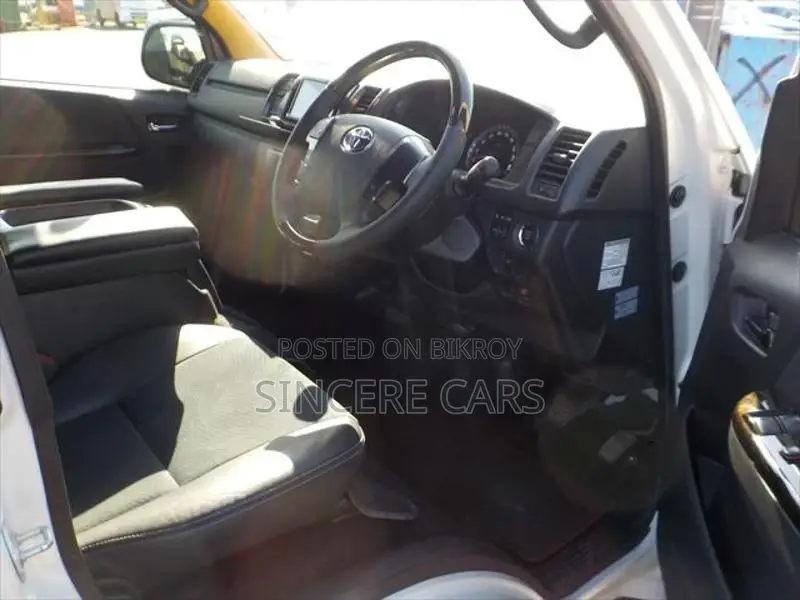 Toyota Hiace SUPER GL DARK PRIME2 2020