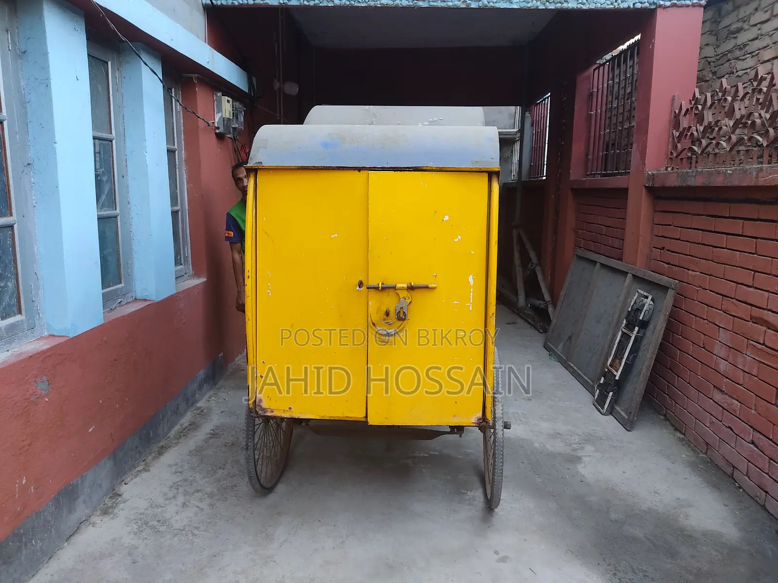 Box Van for Sale
