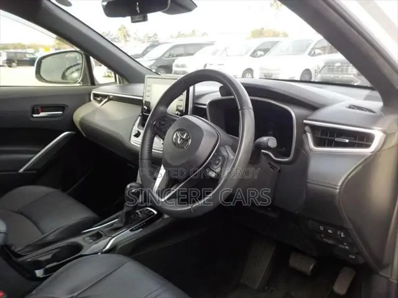 Toyota Corolla Cross Z PKG HARDTOP 2022