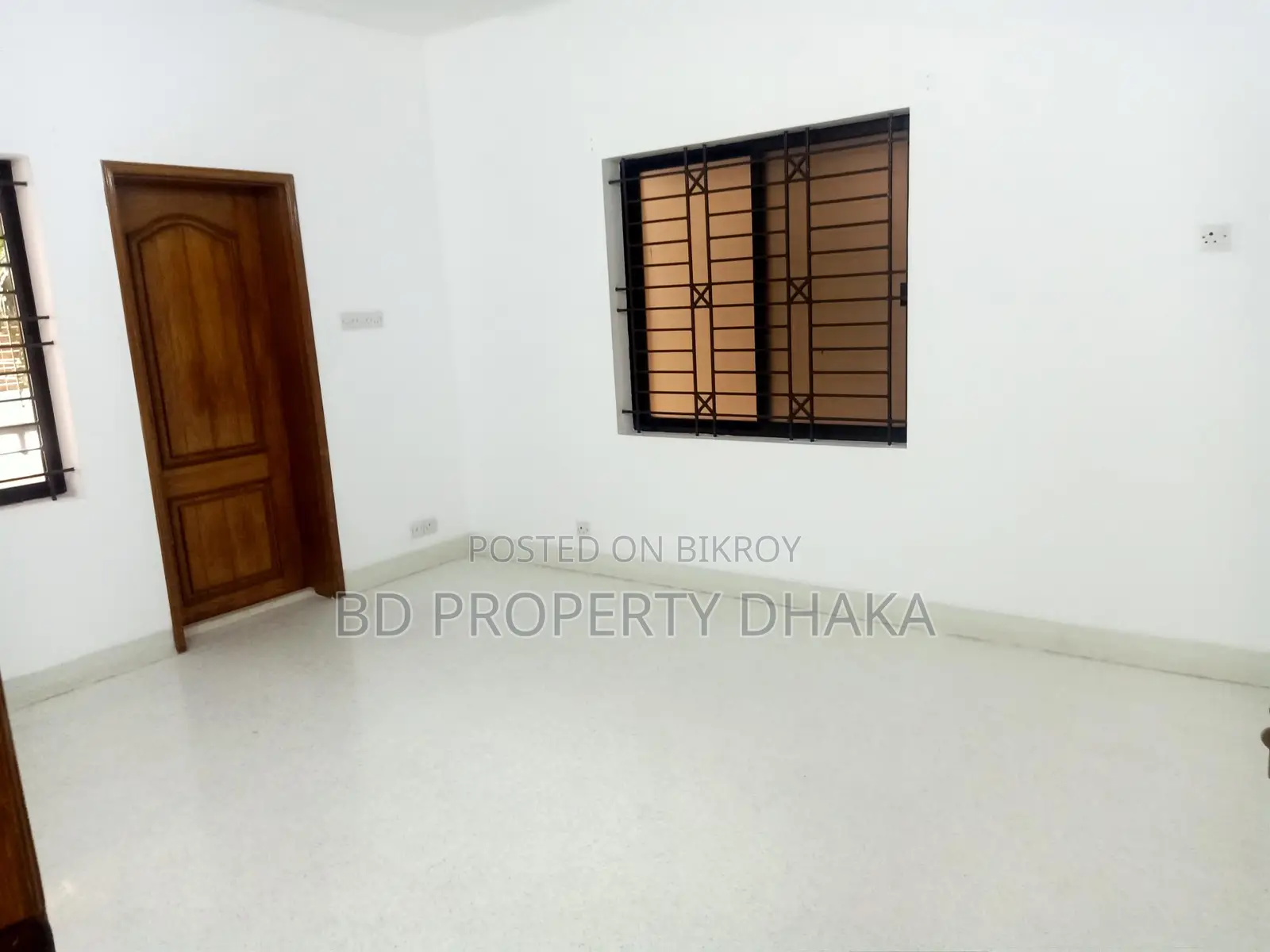 3500 Sqft Office Space with 2 Parking Spots for Rent in Gulshan