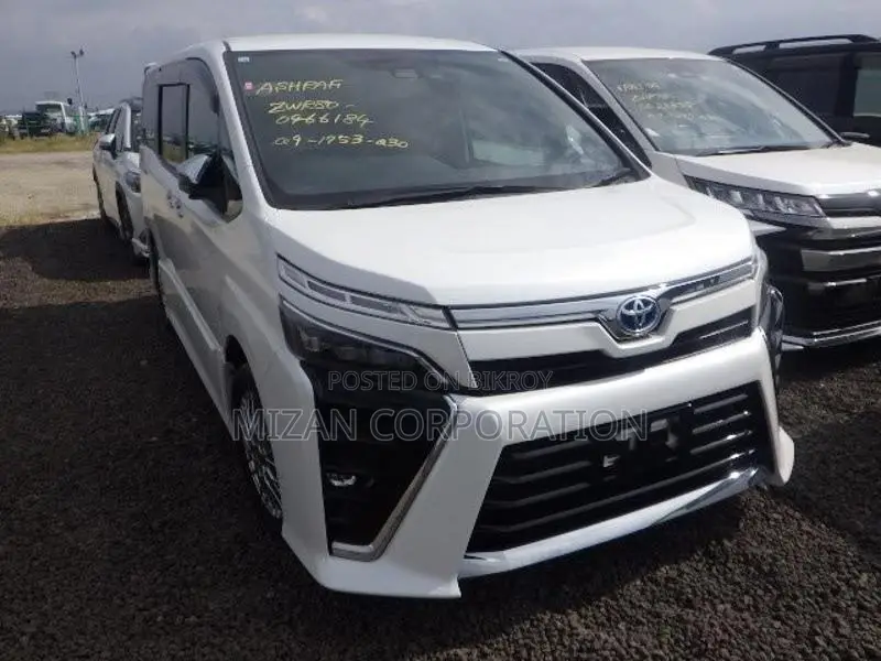 Toyota Voxy ZS KIRAMIKI 2 2020