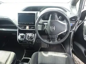 Toyota Voxy ZS KIRAMIKI 2 2020