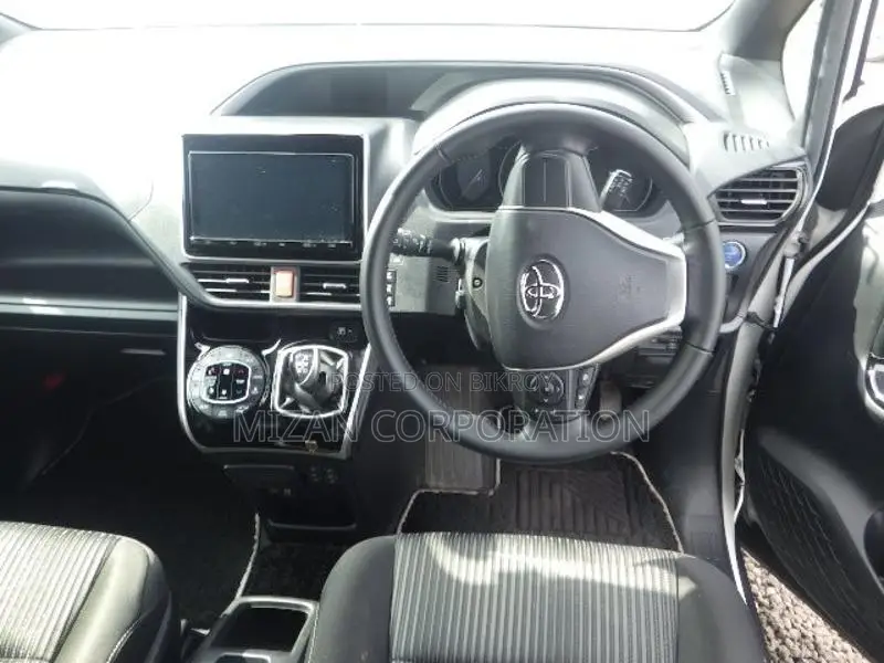 Toyota Voxy ZS KIRAMIKI 2 2020