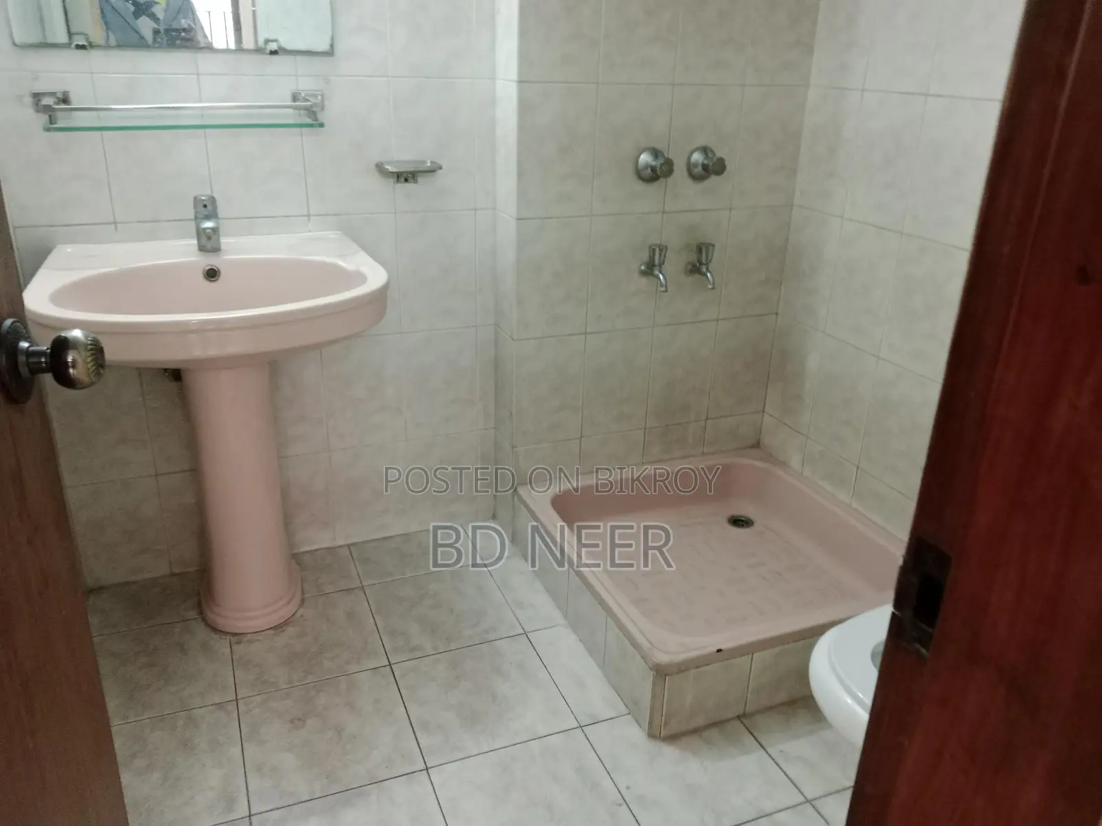 2500 sft office space available in Gulshan 2