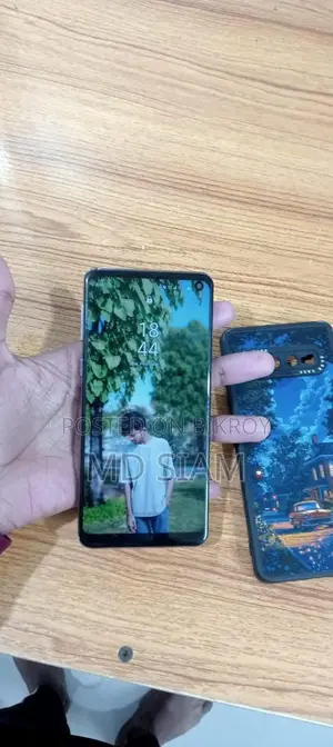 Samsung Galaxy S10 8RAM 128RUM (Used)