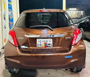 টয়োটা ভিটস জুয়েলা পুশ ব্রাউন ২০১১