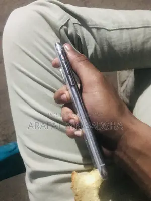 Apple iPhone X (Used)