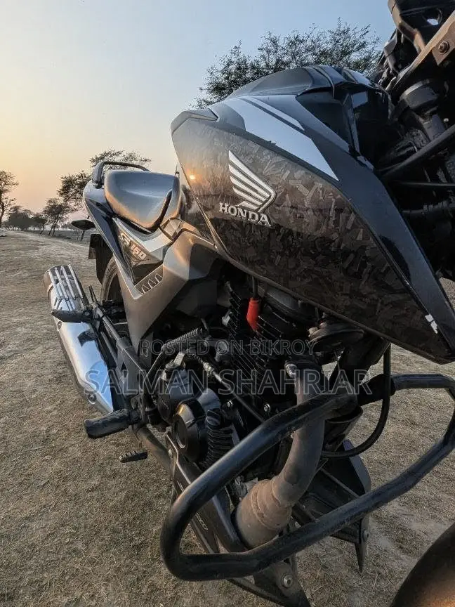 Honda SP160 . 2024