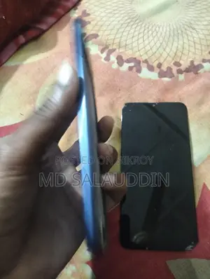 Samsung Galaxy A10 (Used)