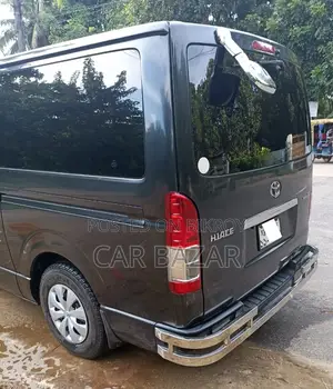 Toyota Hiace Super GL Black 2011