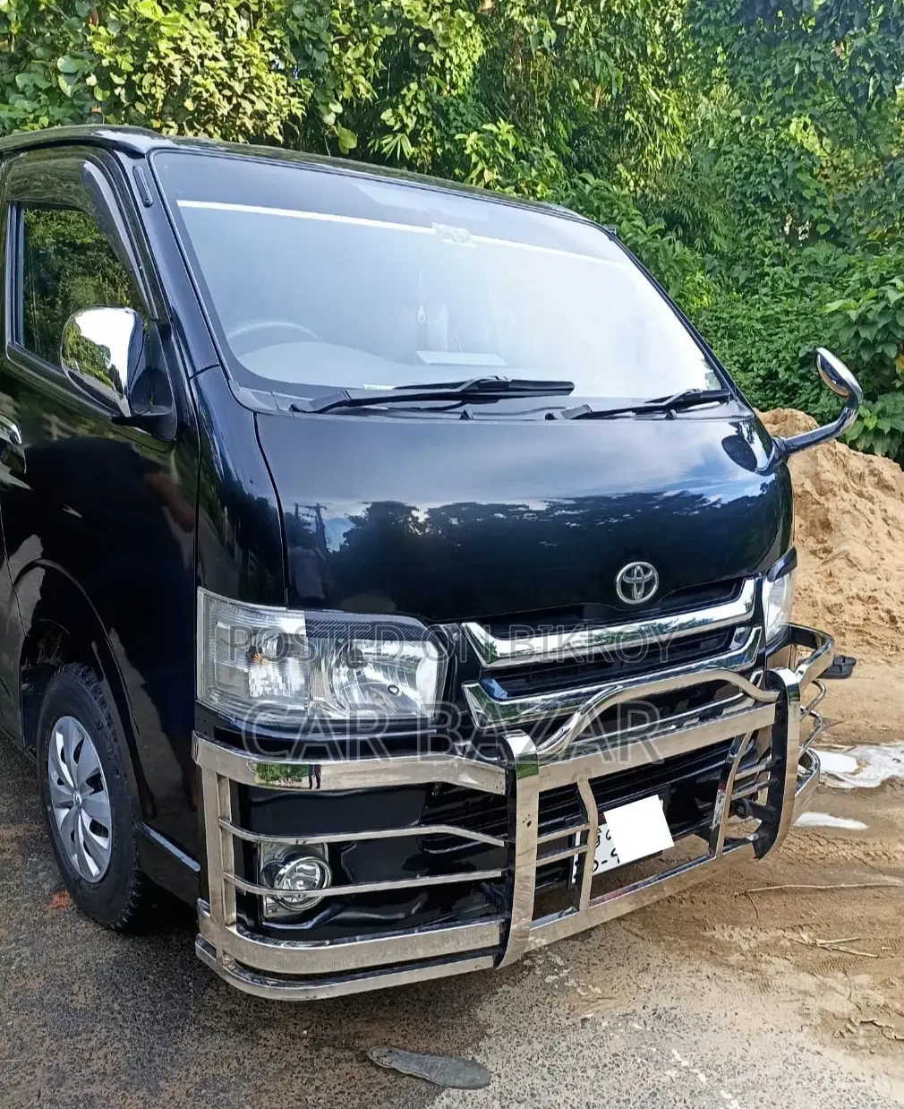 Toyota Hiace Super GL Black 2011