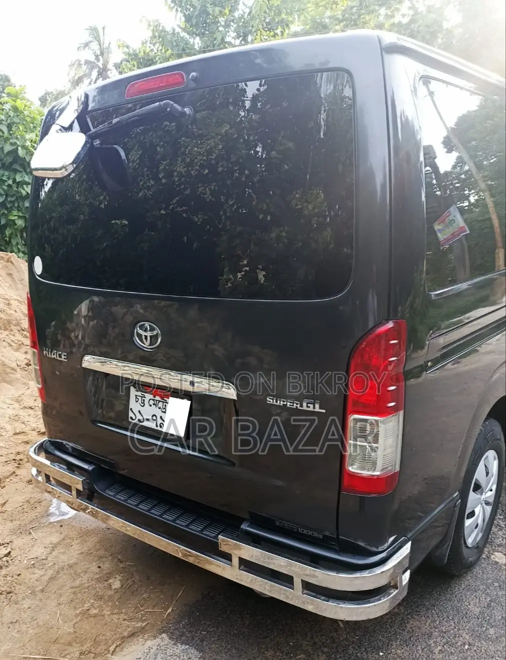 Toyota Hiace Super GL Black 2011