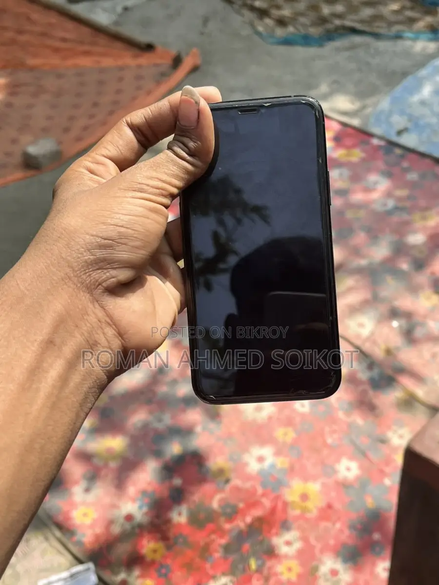 Apple iPhone 11 Pro ` (Used)