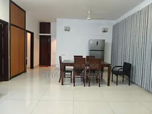 গুলশান ২-এ ভাড়ার জন্য ২৪০০ বর্গফুটের ফুল-ফার্নিশড অ্যাপার্টমেন্ট