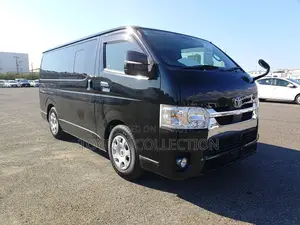Toyota Hiace GL LED DUAL AC 2020