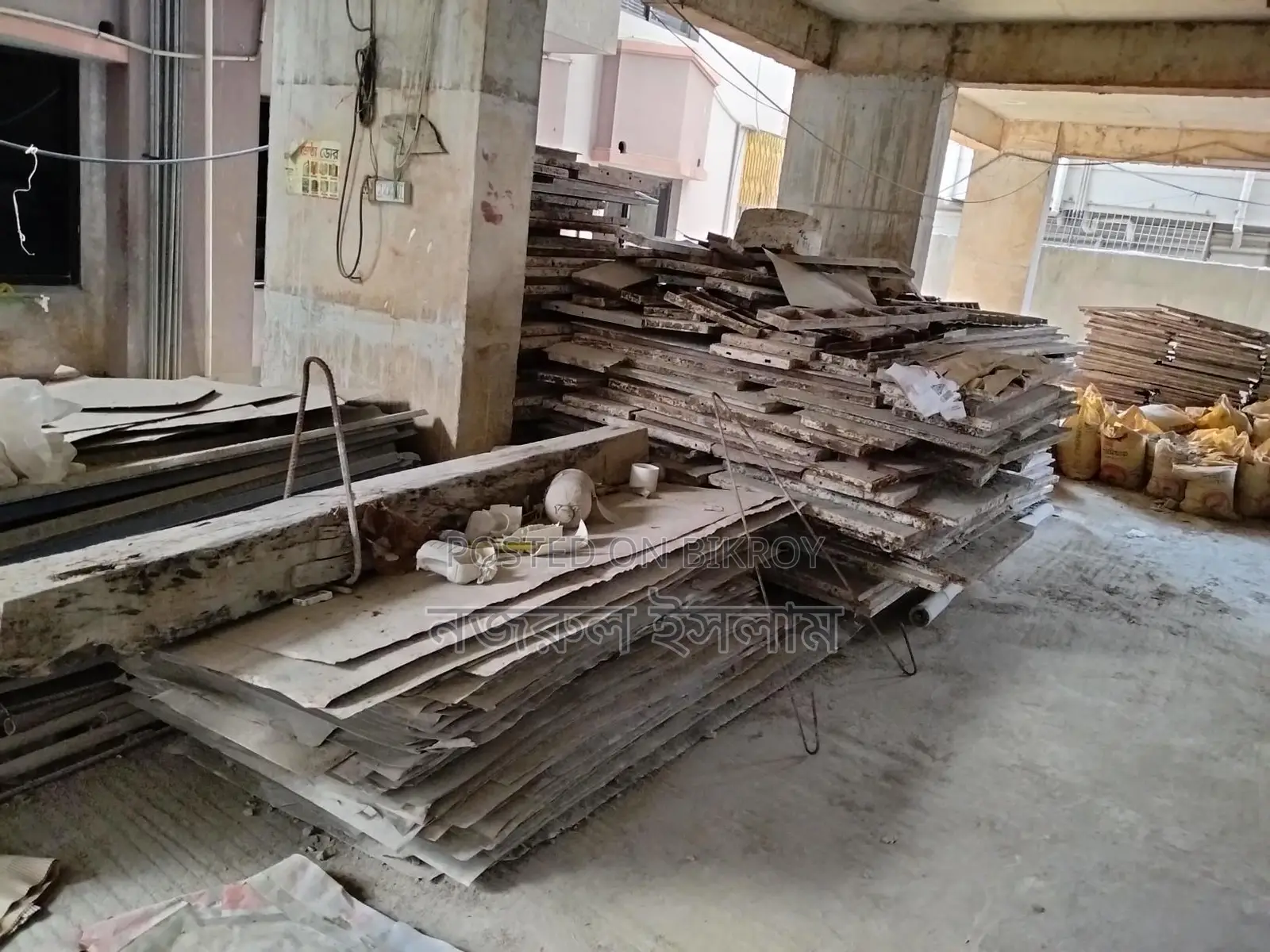 4000 square feet of steel shuttering for sale