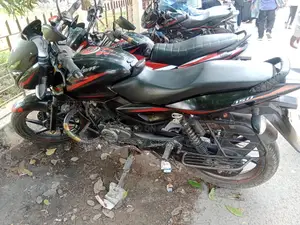Bajaj Pulsar 150 2018