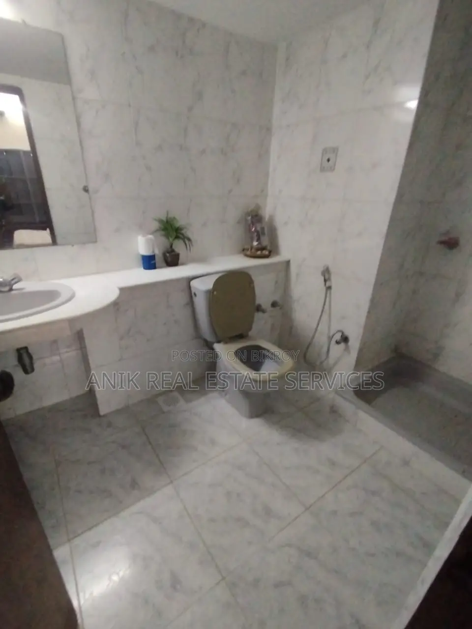 Wonderful Full Furnished Flat Rent In Gulshan 2