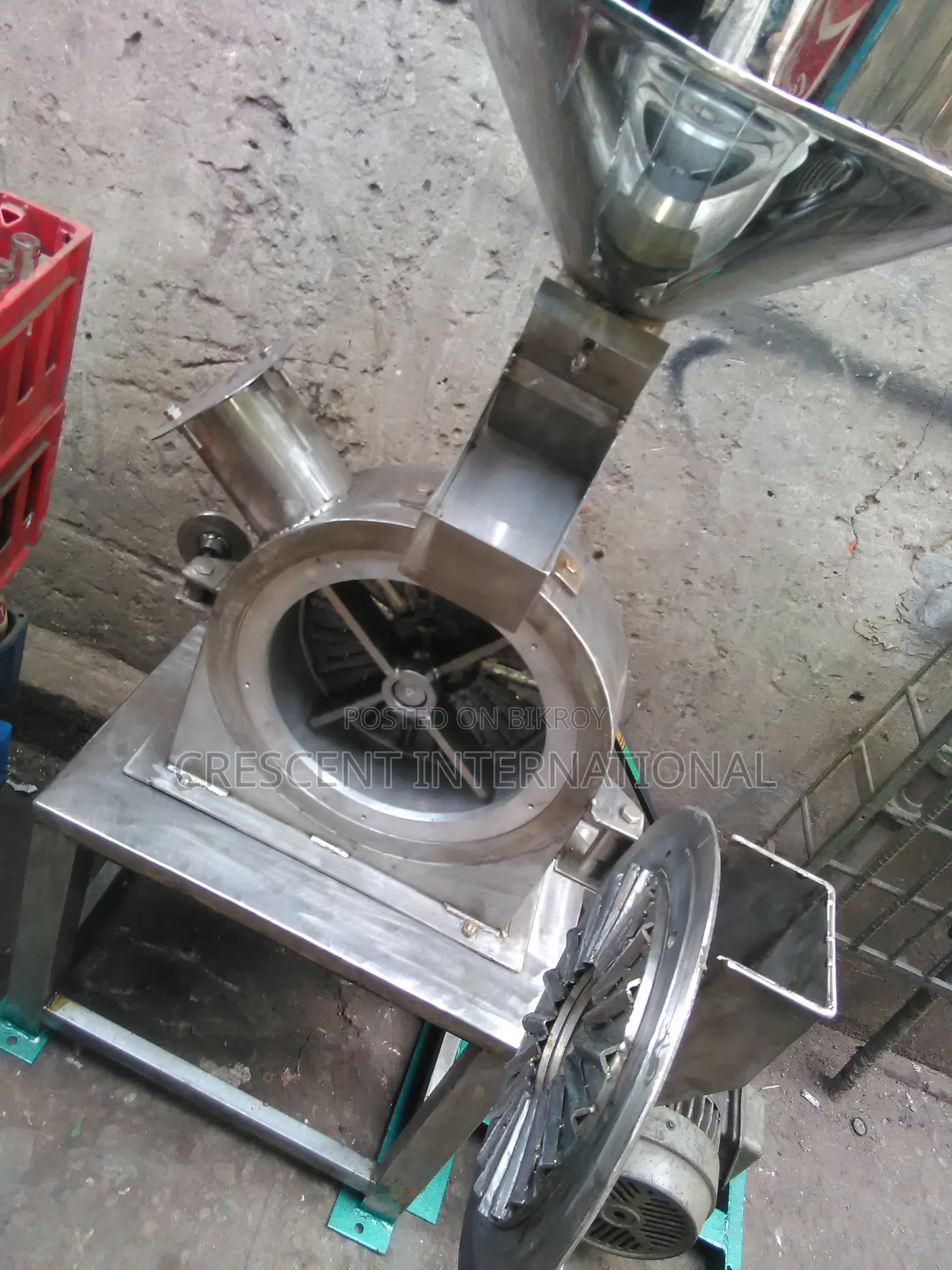 S Food Grade Powder Crusher Machine