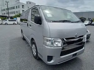 Toyota Hiace GL Silver 2021