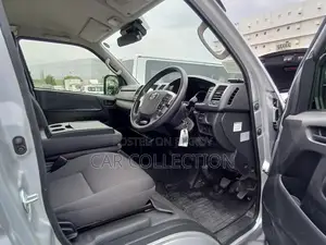 Toyota Hiace GL Silver 2021
