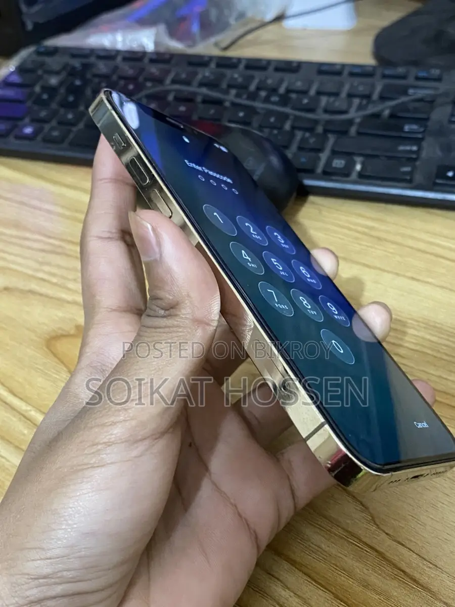 Apple iPhone 12 Pro 128GB (Used)