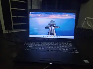 💼 Dell Latitude 7390 2-in-1 (Core i7, 16GB RAM, 256GB SSD)