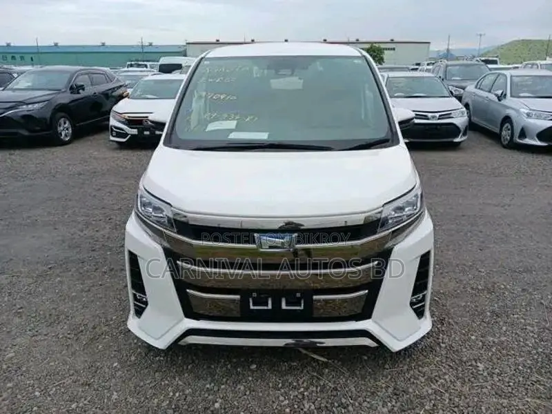 Toyota Noah SI WXB HYBRID 2021