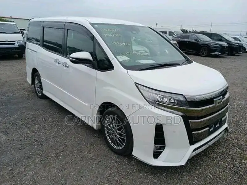 Toyota Noah SI WXB HYBRID 2021