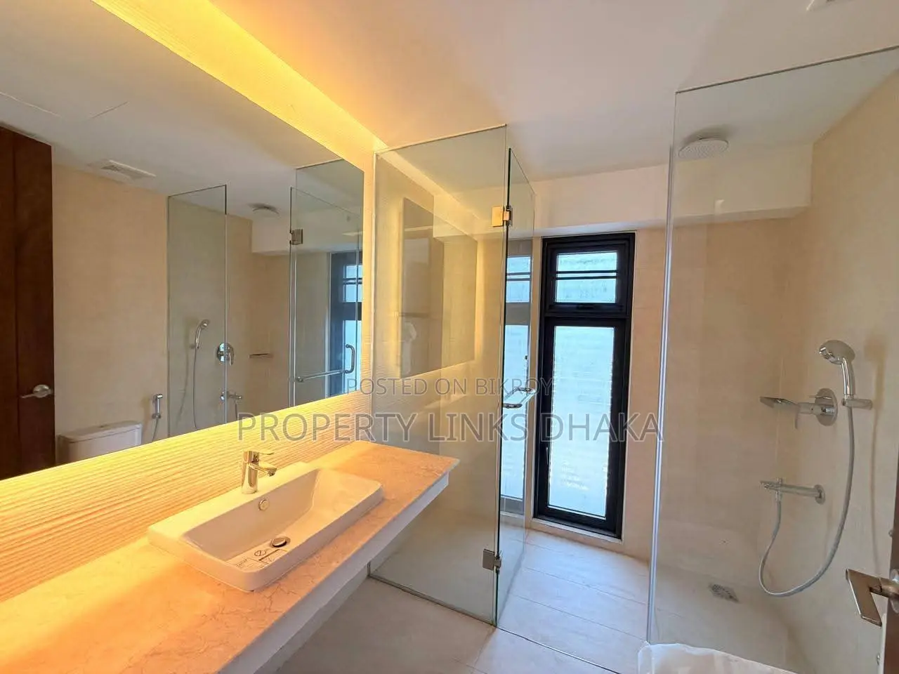 Gym, swimming pool, nice apartment for rent in Baridhara