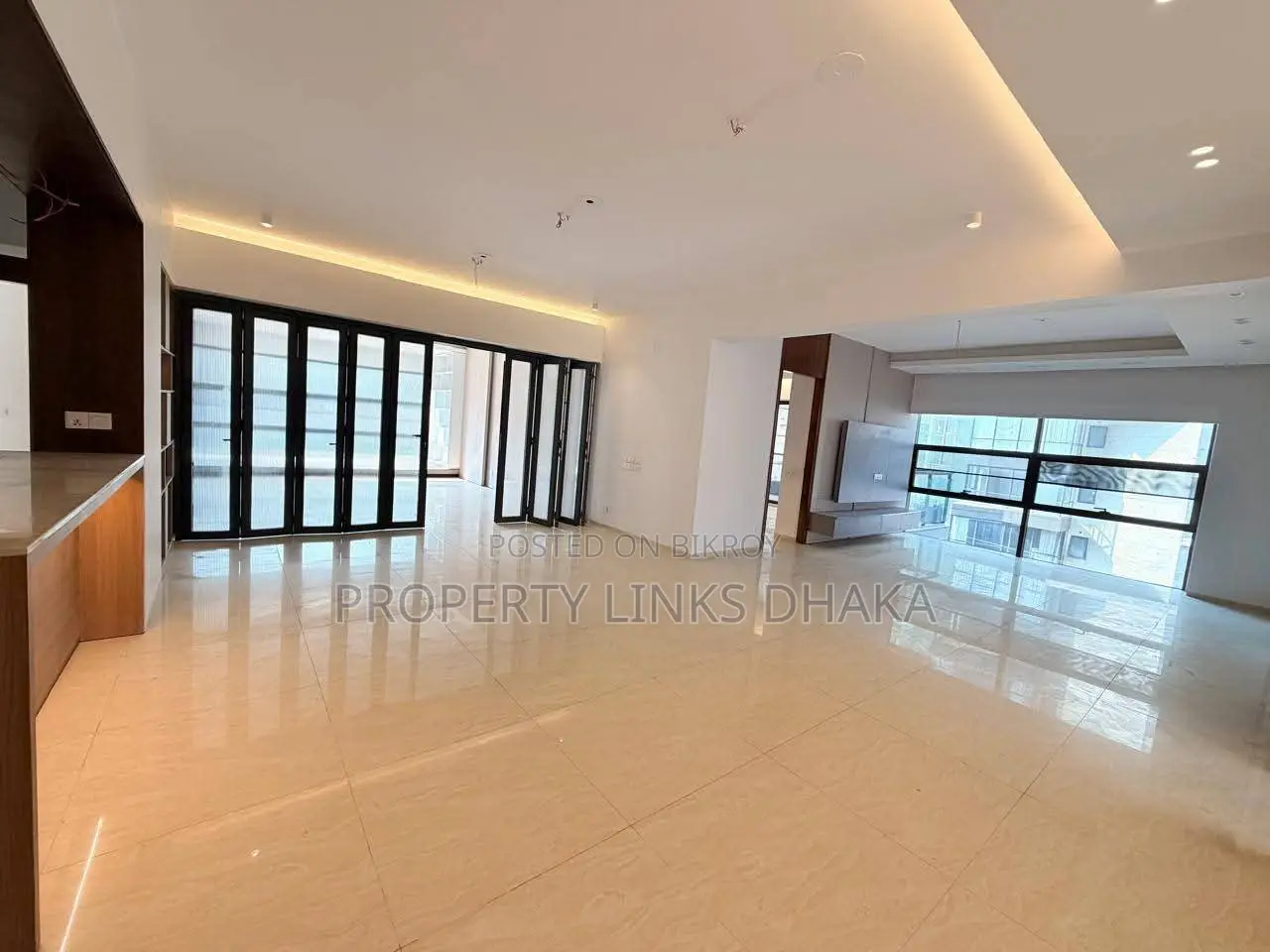 Gym, swimming pool, nice apartment for rent in Baridhara