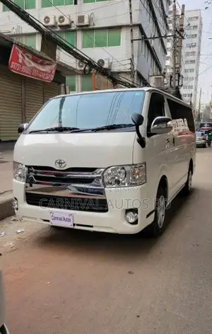 Toyota Hiace GL PACKAGE 2020