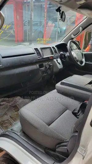 Toyota Hiace GL PACKAGE 2020