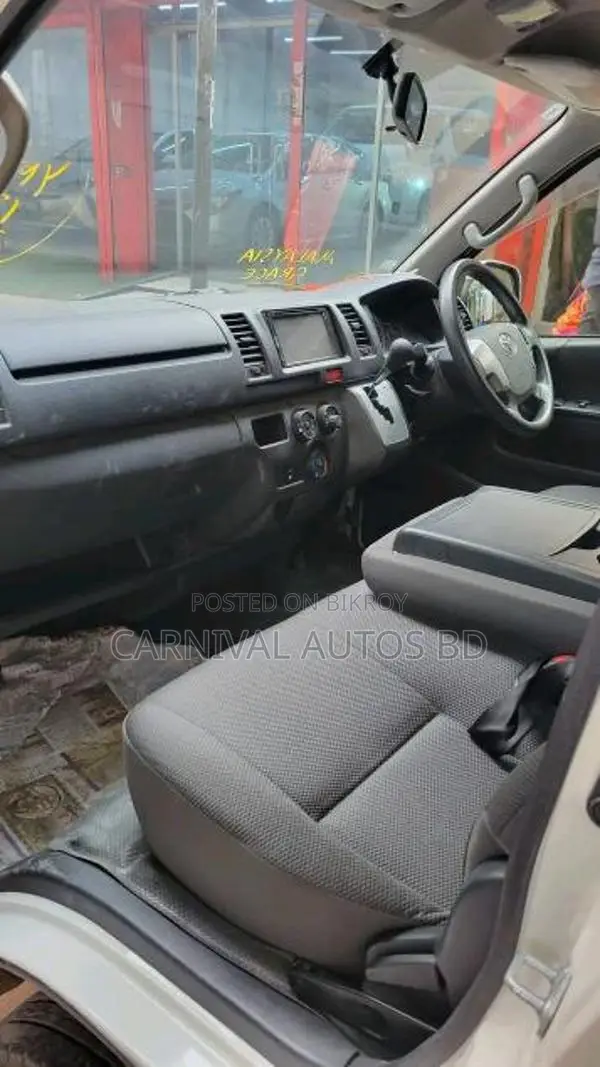 Toyota Hiace GL PACKAGE 2020